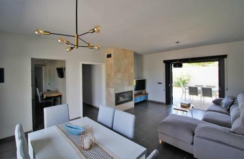 Casa Moderna A 300 Metros de La Playa.