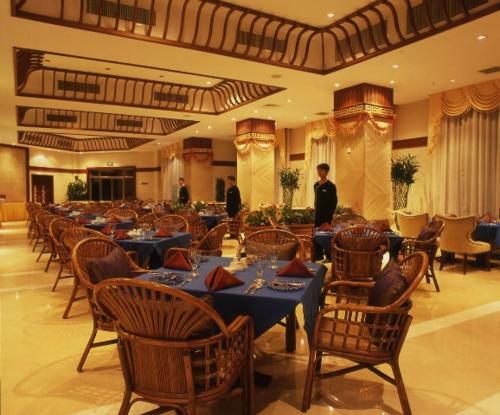 Phoenix Hotel Wuyi