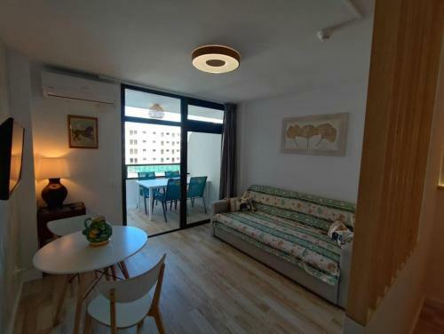 3min Walk Playa Del Ingl�s Apartment
