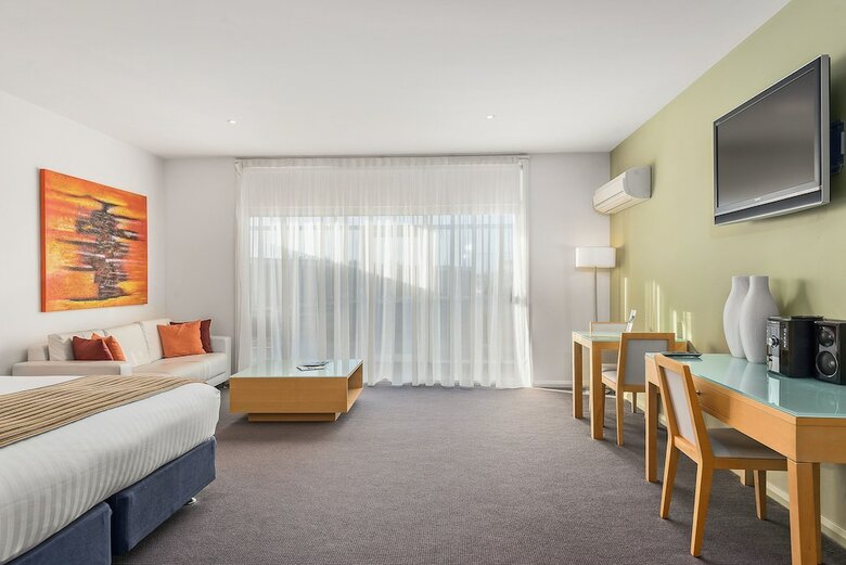 Hotel Peppers York Cove Tamar Valley