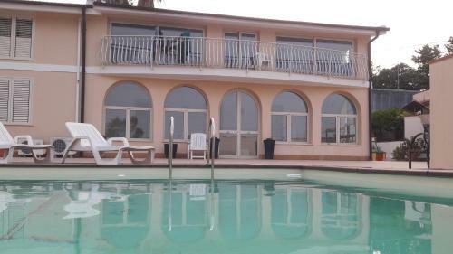 Apartamento Isola Del Sole