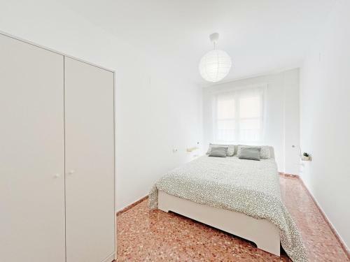 Global Properties, Apartamento de 3 Dormitorios En Sagunto