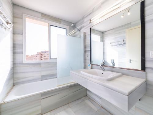 Apartment Agua Serena By Interhome
