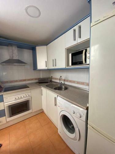 Apartamento Primera Linea Playa Rincon de La Victoria