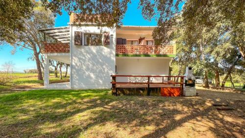 Charming Country House With Pool And Huge Garden