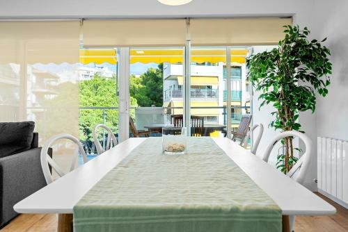 Magnificant Apartment Salou First Line