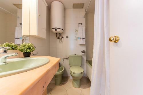 Apartamento Novelty II 2 Dormitorios Arysal