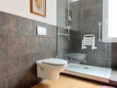 Moderno Y Amplio Apartamento En El Centro de Roses