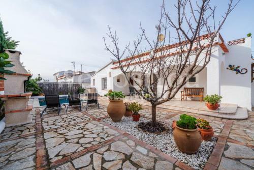 Wehostyou - Belle Maison Roses, Mas Bosc� 12