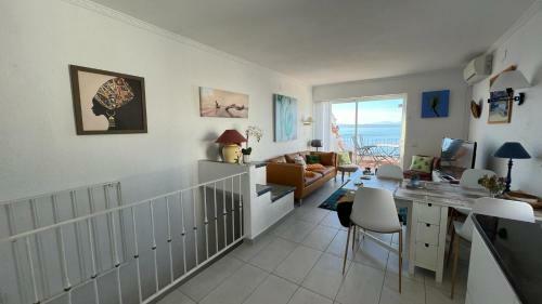 Preciosa Casa Con Vista Al Mar