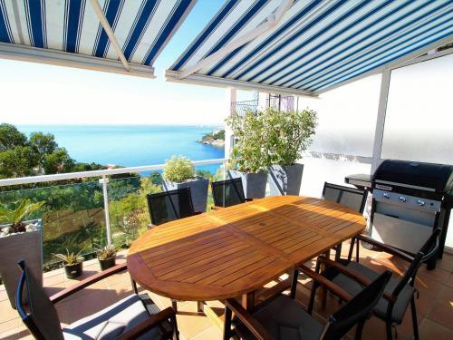 Casa Roses, 3 Dormitorios, 6 Personas - Es-258-82