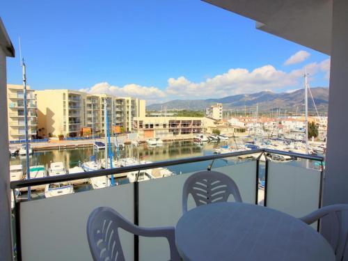 Apartamento Roses, 2 Dormitorios, 4 Personas - Es-228-92