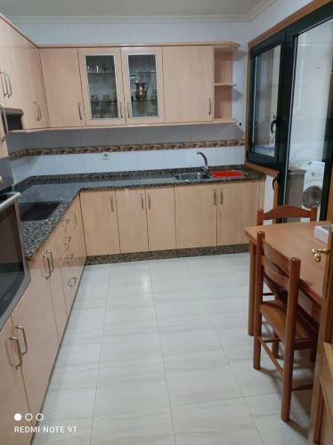 Apartamento de Dos Habitaciones En Quiroga