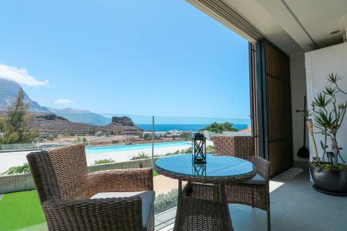 Agaete Sunset Vista With Jacuzzi 2-br Apartment