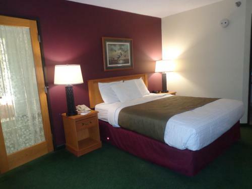 Hotel Americinn Of Madison