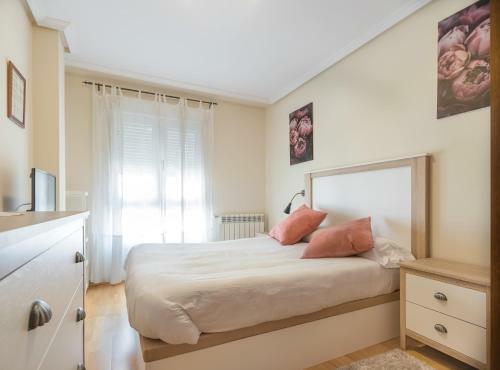 Apartamento Santiago Lopez -wifi-plaza de Garaje