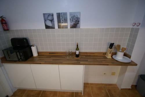 Homely 2 Bedroom Ground Floor Apartment, With Pool