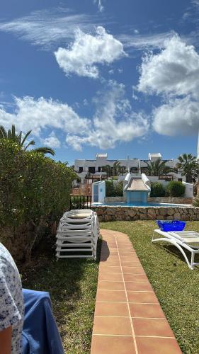 Apartamento Sch�nes Reihenhaus Mit Pool