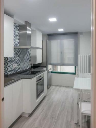 Apartamento Sakura Homes Ponferrada Centro 8 Plazas