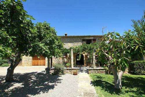 Superb Pollensa Villa - 5 Bedrooms - Villa Fiorever - Mountainside Views - Pool Table