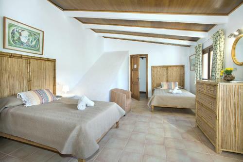 Owl Booking Villa Mairata - Great Garden And Pool