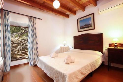 Villa Rustic House With Views To The Pollensa Mountains