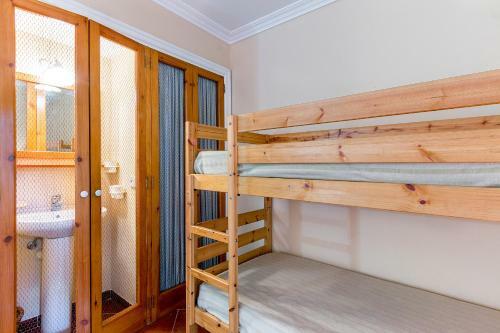 Townhouse With Pool And Mountain Views, Just 5 Min