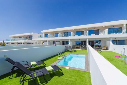 Villa Verde Blanca By Villa Plus