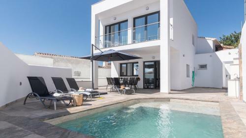 Villa La Fuente Periana By Ruralidays