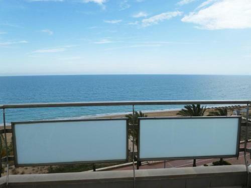 Apartamento Surfing Pe�iscola Primera Linea de Playa