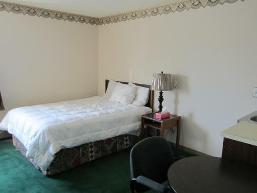 Hotel Airport Inn - Dawson Creek