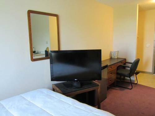 Hotel Airport Inn - Dawson Creek