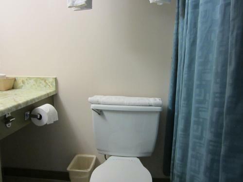 Hotel Airport Inn - Dawson Creek