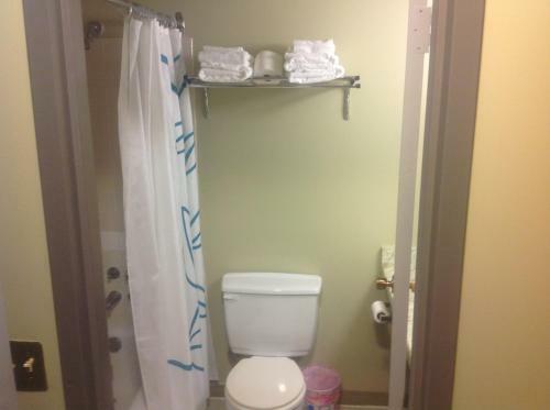 Hotel Airport Inn - Dawson Creek