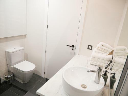 Espacioso Apartamento En El Centro de Pamplona