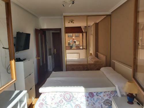 Apartamento Monte Naranco-los Vega Parking E Internet Gratis