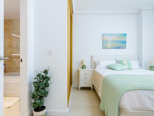 Apartment Vistamar III - Marina D'or By Interhome