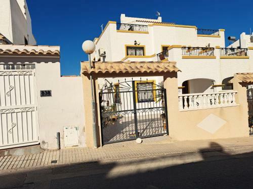 Immaculate 3-bed Villa In Orihuela