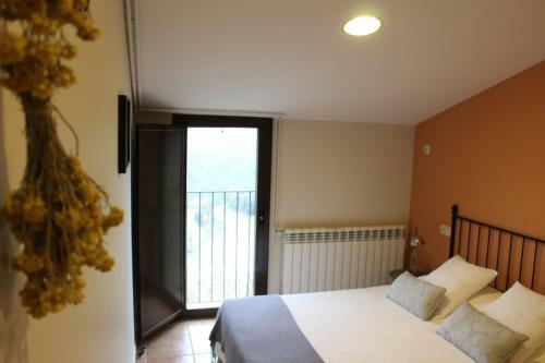 Apartamento Castell de Ceur�. Hotel Rural