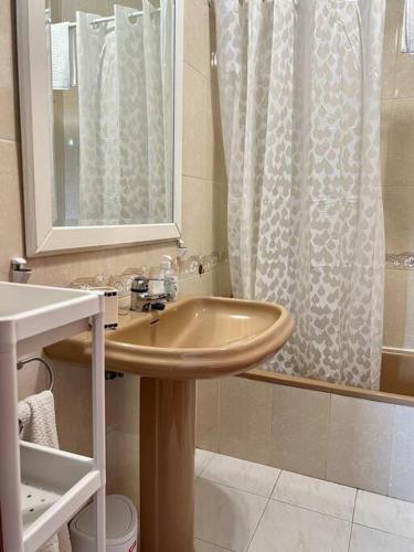 Apartamento Piso En Playa Am�rica A 5 Min de La Playa
