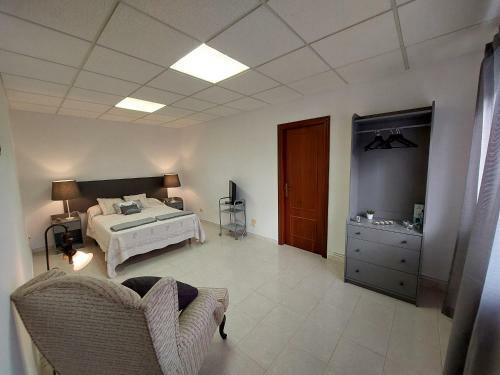 Acogedora Casa de Campo- Bajo Con Finca-