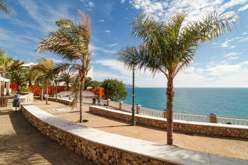 Tuhillo 2d Seaview Apartments Casasol