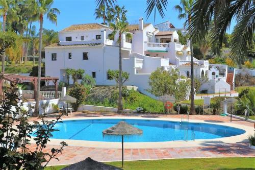 Apartamento Lovely 2 Bedroom In Oasis de Capistrano, Nerja