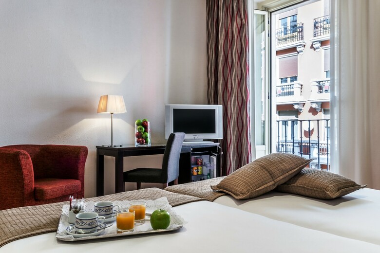 Hotel Exe Suites 33