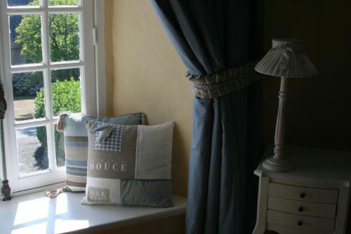 La Coulombe Manoir de H�rouville