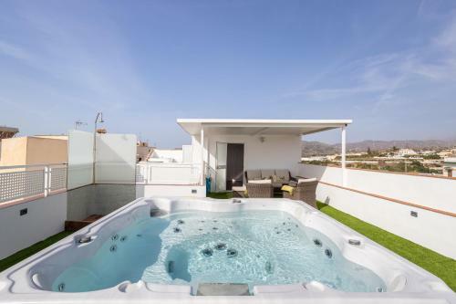 Apartamento Terraza Mar Y Monta�a
