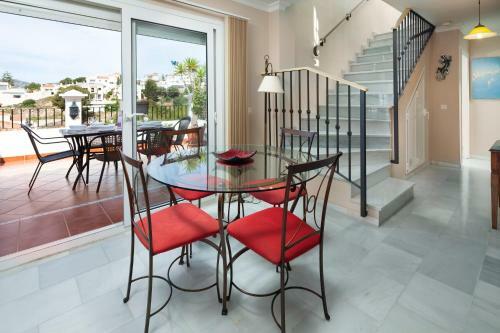 Villa Aljamar Burriana Beach Nerja