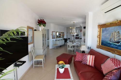Apartamento Edf. Almijara 7�p Eurosur