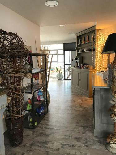 Hotel H�tel Balladins La Rochelle / Aytr�