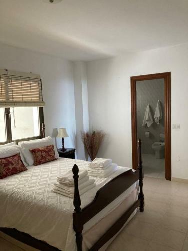 Espacioso Apartamento De Dos Dormitorios En Mijas